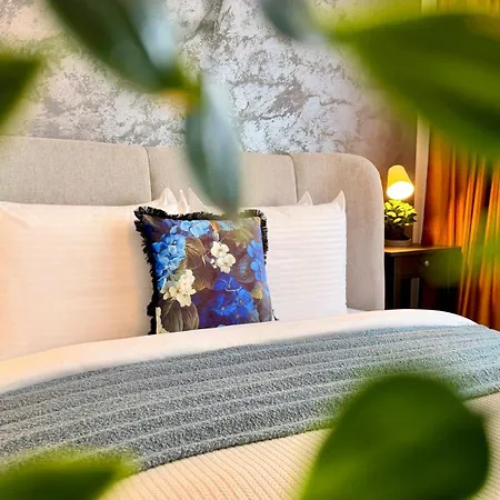 Apartment Grand Living - Spacious 3 Bedroom Near Kiseleff Park Bukarest